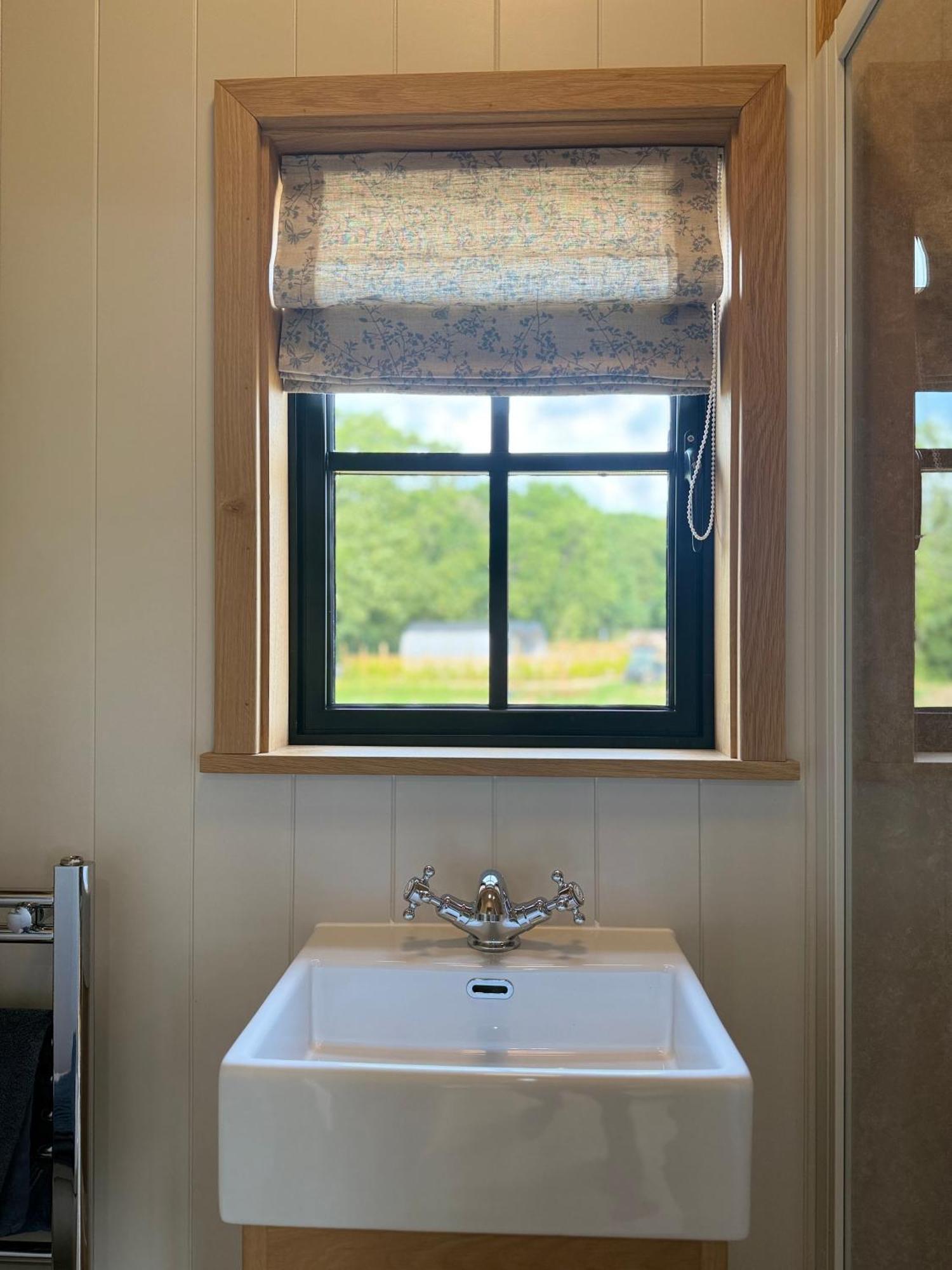 Quarrywood Glamping * Tenby