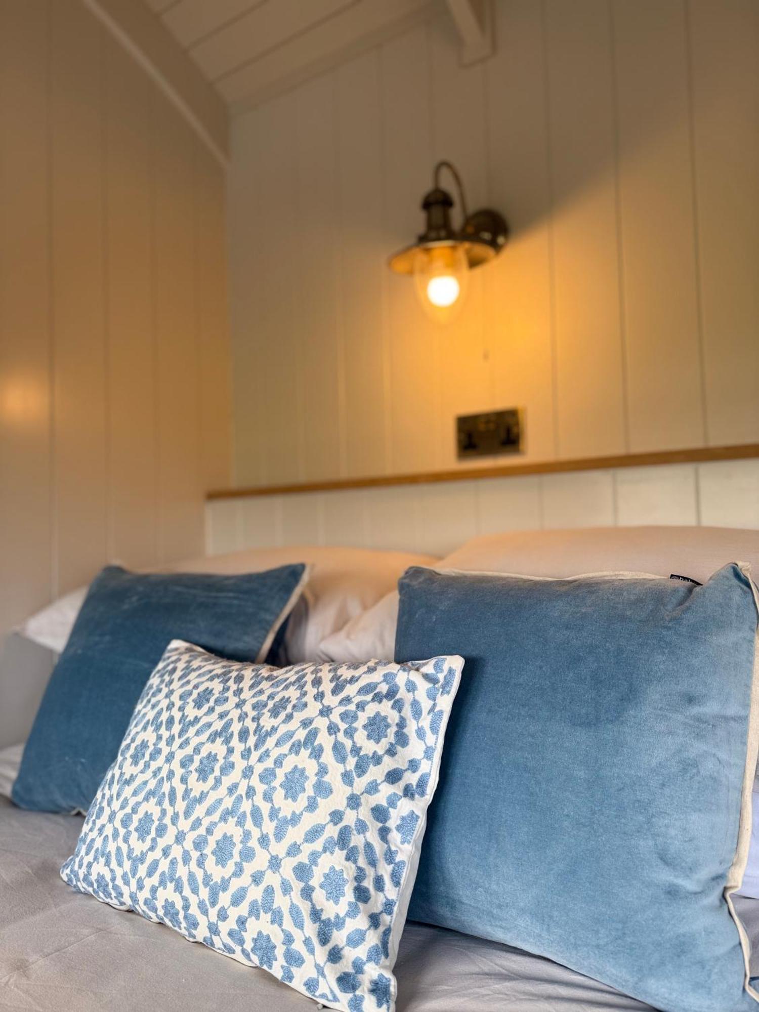 Quarrywood Glamping Tenby